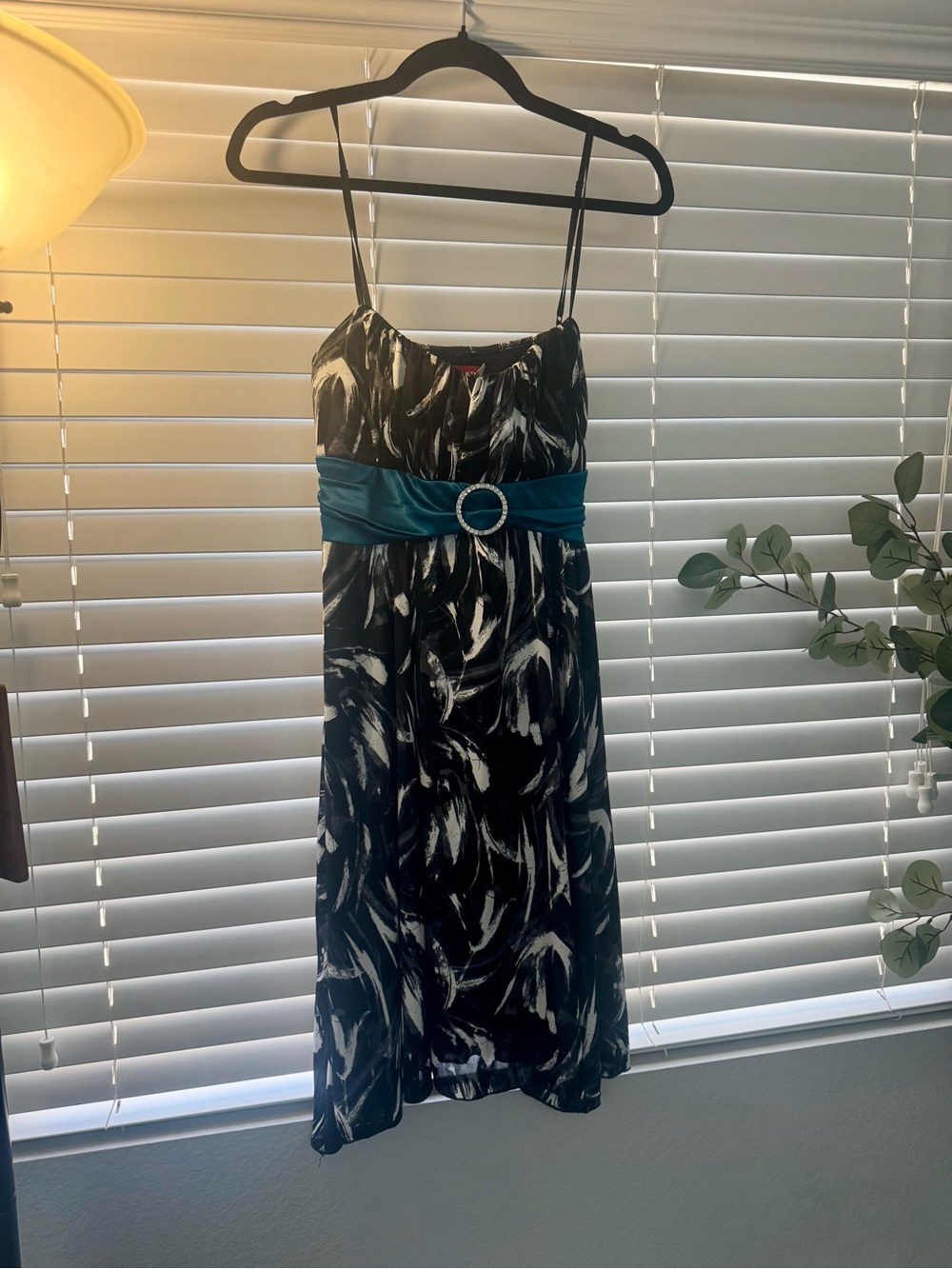 Ruby Rox Black & White Printed Midi Dress with Teal Sash. Large